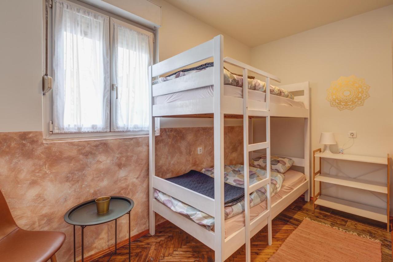 Q Podgorica Beds,Rooms And More 外观 照片