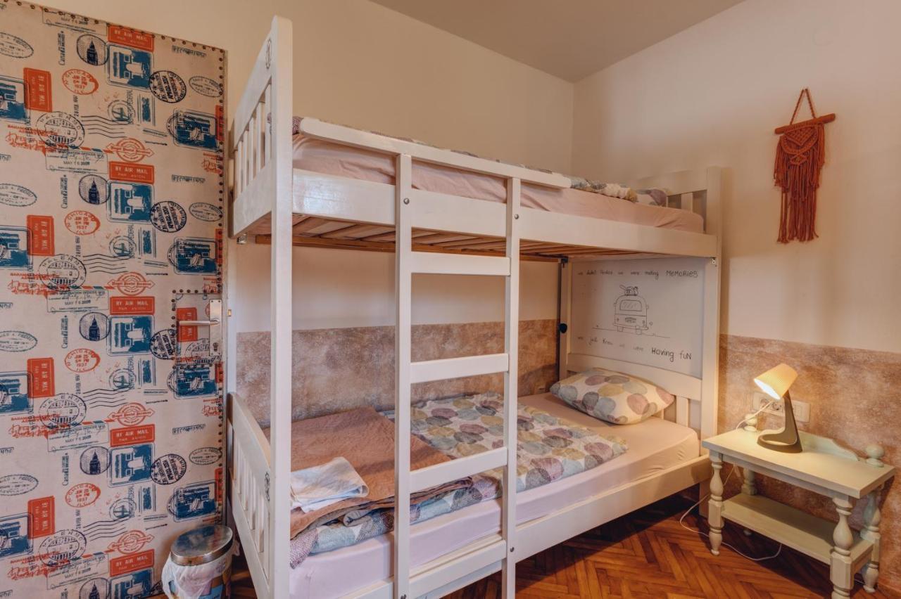 Q Podgorica Beds,Rooms And More 外观 照片