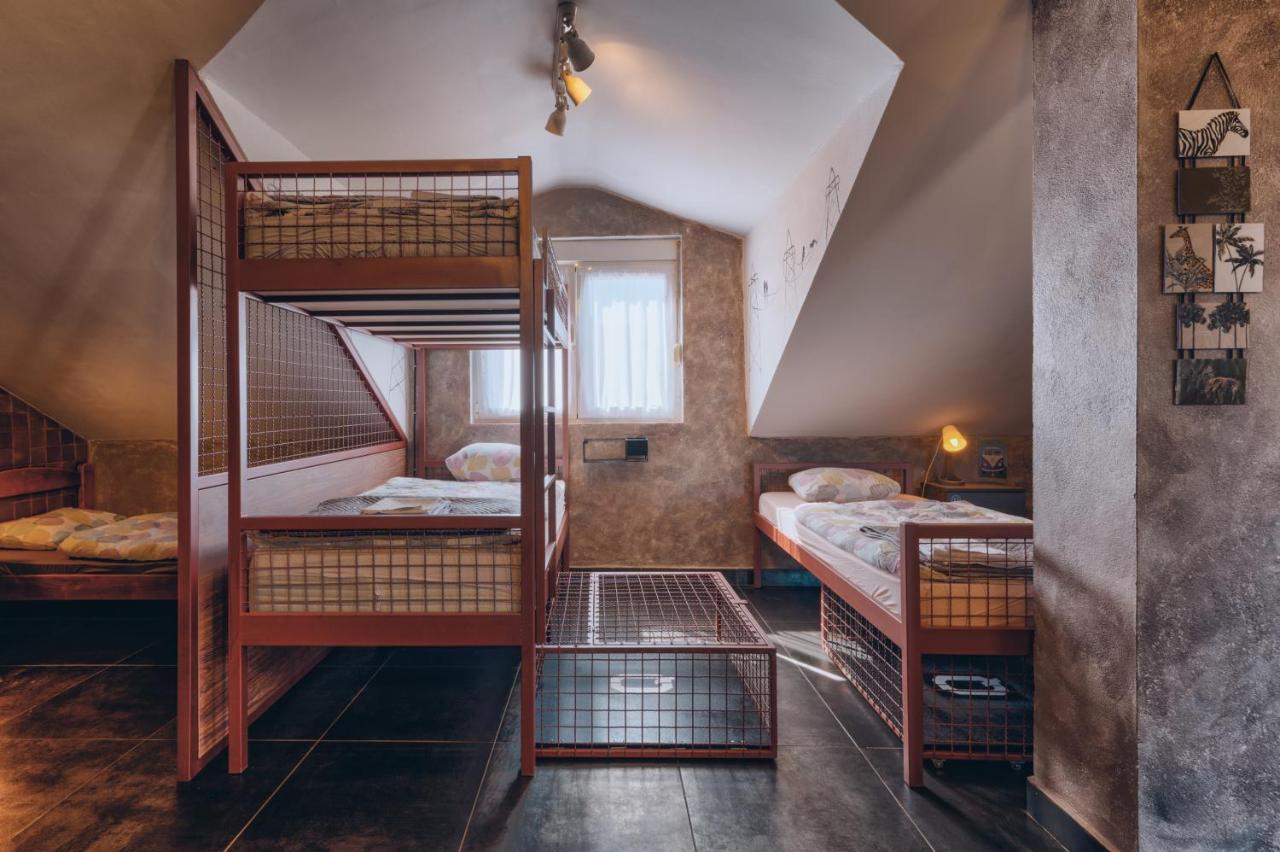 Q Podgorica Beds,Rooms And More 外观 照片